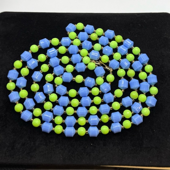 Vintage Long Hong Kong Plastic Faceted blue & Green Bead Necklace 53” - Picture 1 of 4